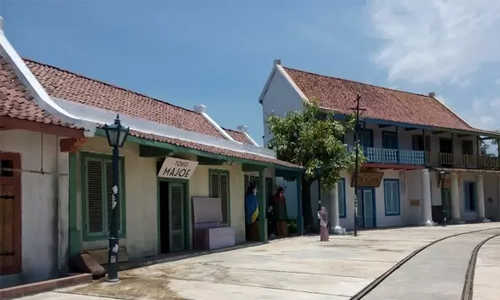 Gamplong Studio Alam